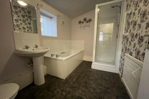 First Floor Bathroom