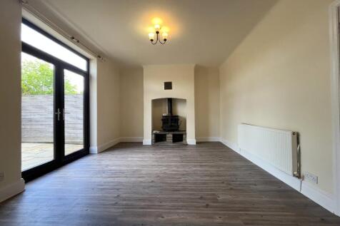Family / Dining Area