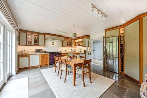 Kitchen/Breakfast Rm