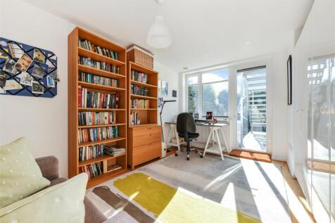 Bedroom/Study
