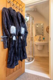 Ensuite 2