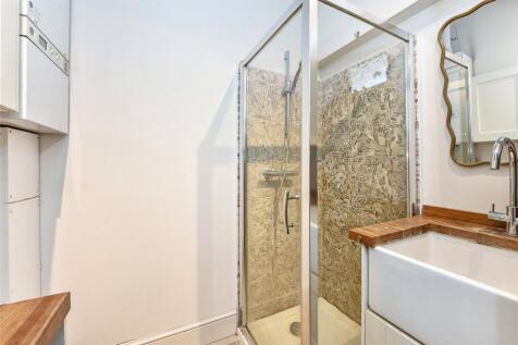 Downstairs Shower/Cl