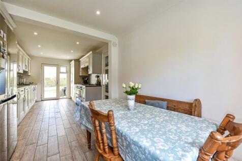 Kitchen/Breakfast Rm