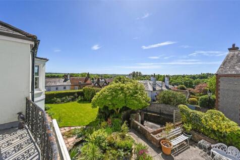 Gardens &amp; View