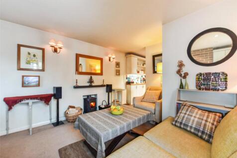 Sitting/Dining Room