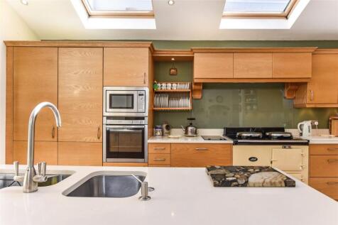 Kitchen/Breakfast Rm