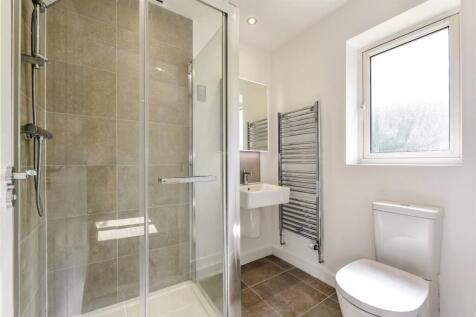 En-Suite 2