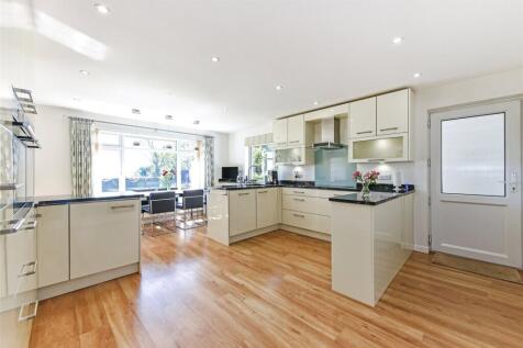 Kitchen/Breakfast Rm