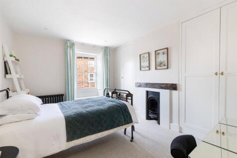 1 of 4 Bedrooms