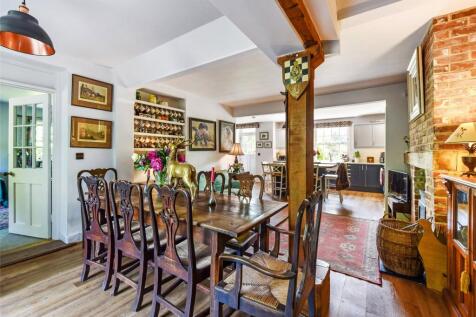 Kitchen/Dining/Famly