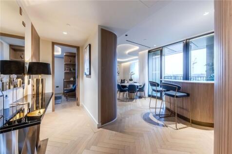 Hall / Dining