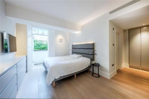 Principle Bedroom