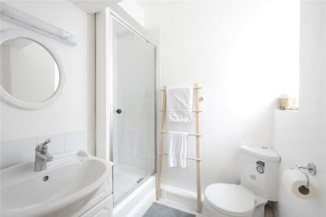 Principal Bathroom