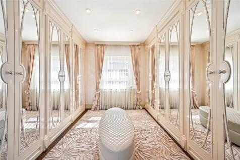 Dressing Room