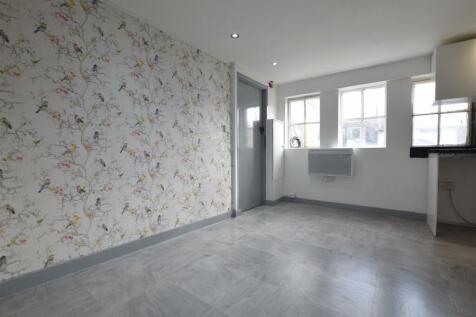 Open Plan Lounge/Kitchen