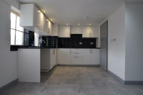 Open Plan Lounge/Kitchen