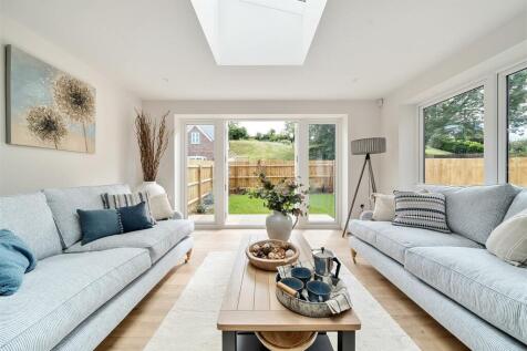 Sitting Room Area