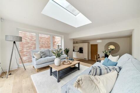 Sitting Room Area