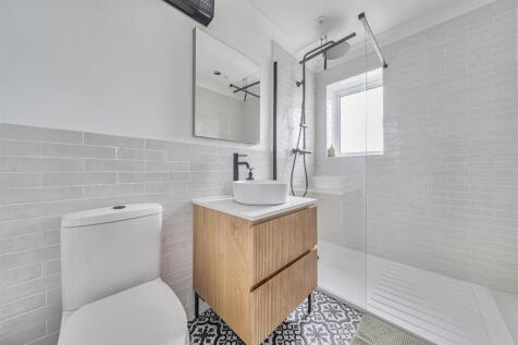 Ensuite Shower Room