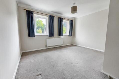 Bedroom .jpg
