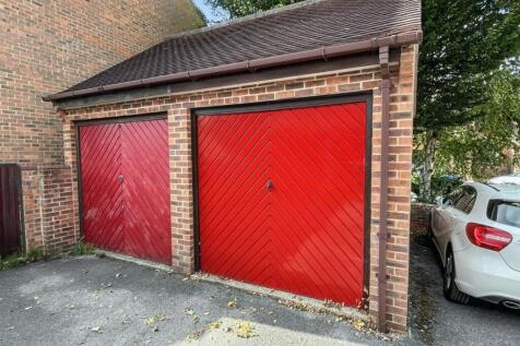 Garage.jpg