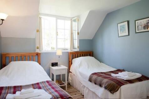 Bedroom.jpg