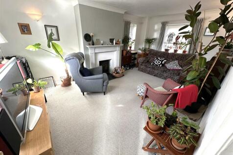 Sitting room.JPG