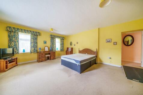 Main bedroom