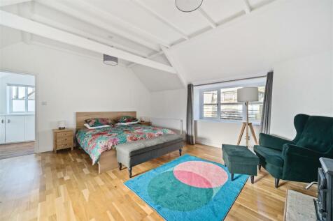 Main bedroom