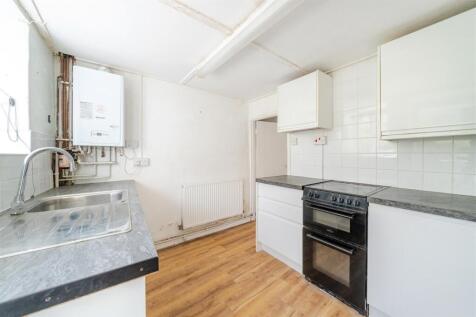 Kitchen for 18