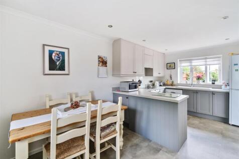 Kitchen/breakfast area