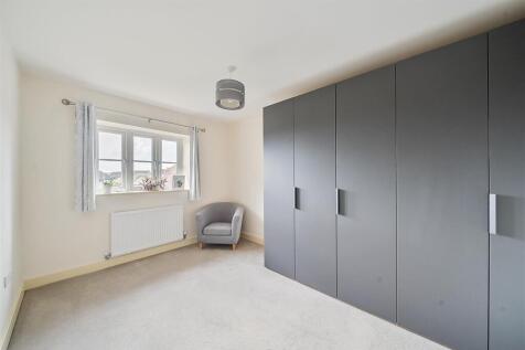 Dressing room/ bedroom