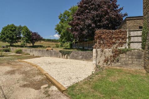 Garden and parking