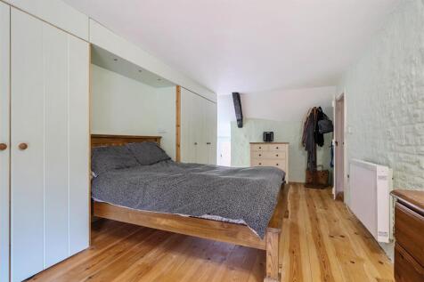 Main bedroom