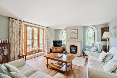 Formal Sitting room