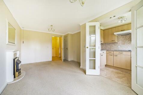Sitting Room / Kitchen
