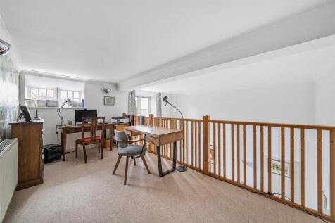 Mezzanine / Study Area