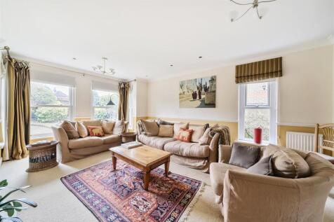 Sitting Room.jpg