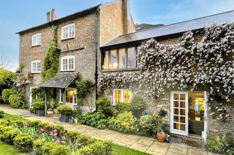 Dorch - The Old Vicarage.jpeg