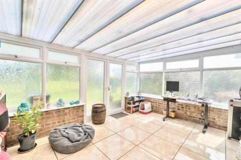 Flat- Conservatory