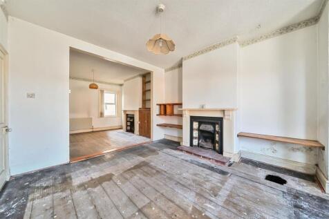 Sitting/Dining Room