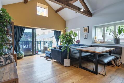 Kitchen / Sitting Room