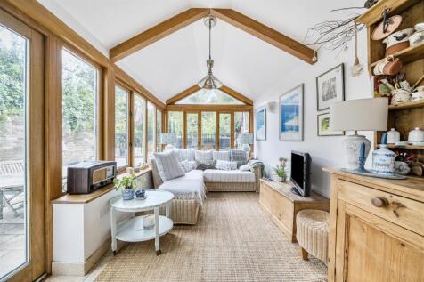Garden Room / Dining Room