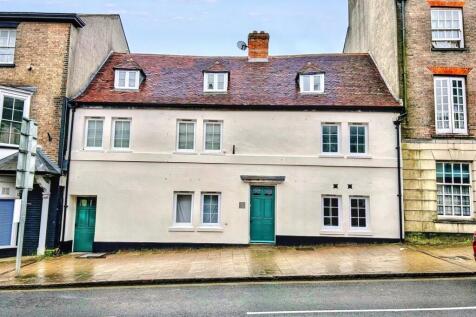 17-18 High East Street