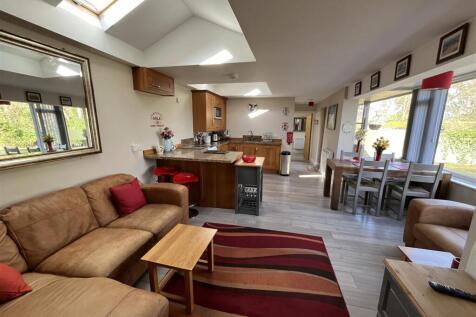 Living room/Kitchen