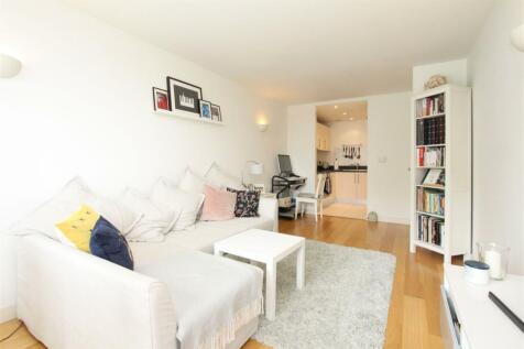Lounge/kitchen