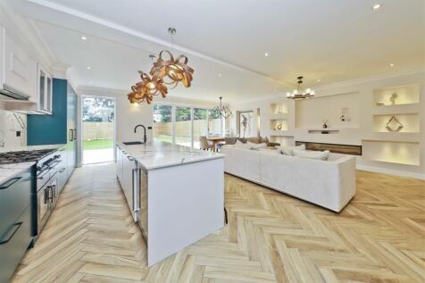 Kitchen/family room