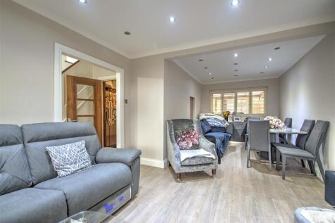 Living/dining room