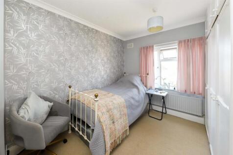 Second bedroom