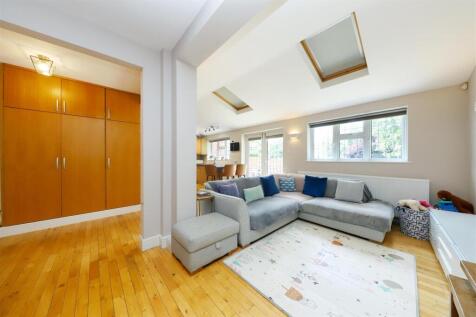 Kitchen/breakfast/family room